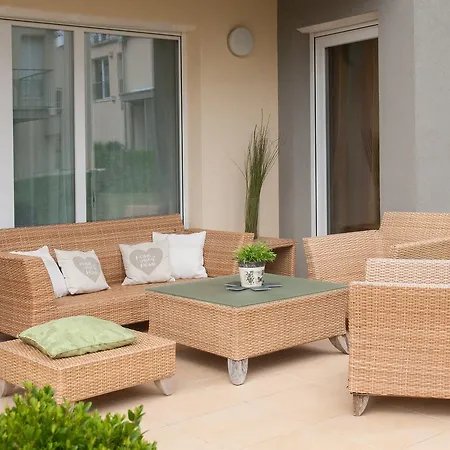 Aramis 4 Apartament